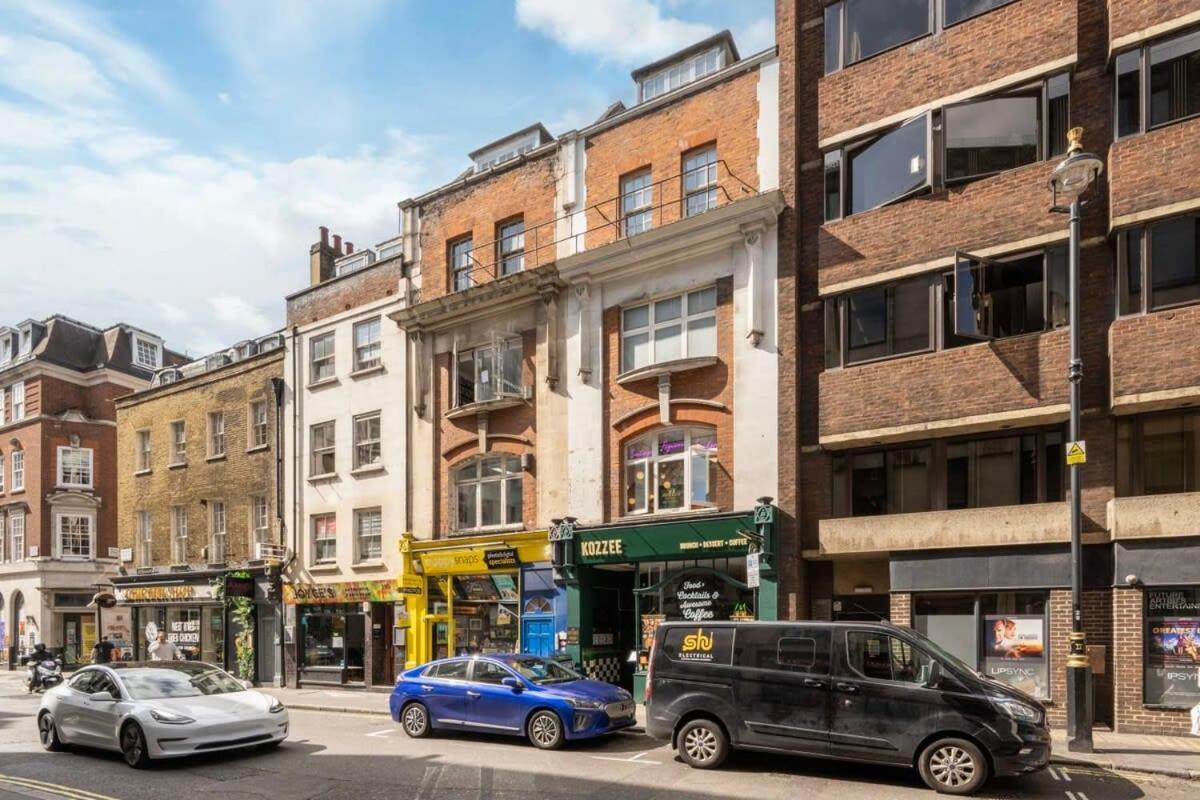 Stylish 3Br Flat In The Heart Of Soho London Lägenhet Exteriör bild